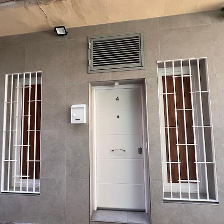 Fantastico Piso A 5 Minutos De La Estacion De Bus Y Tren A Metros De La Playa Daire Málaga Dış mekan fotoğraf